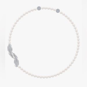 Brand new white Swarovski crystal pearls necklace